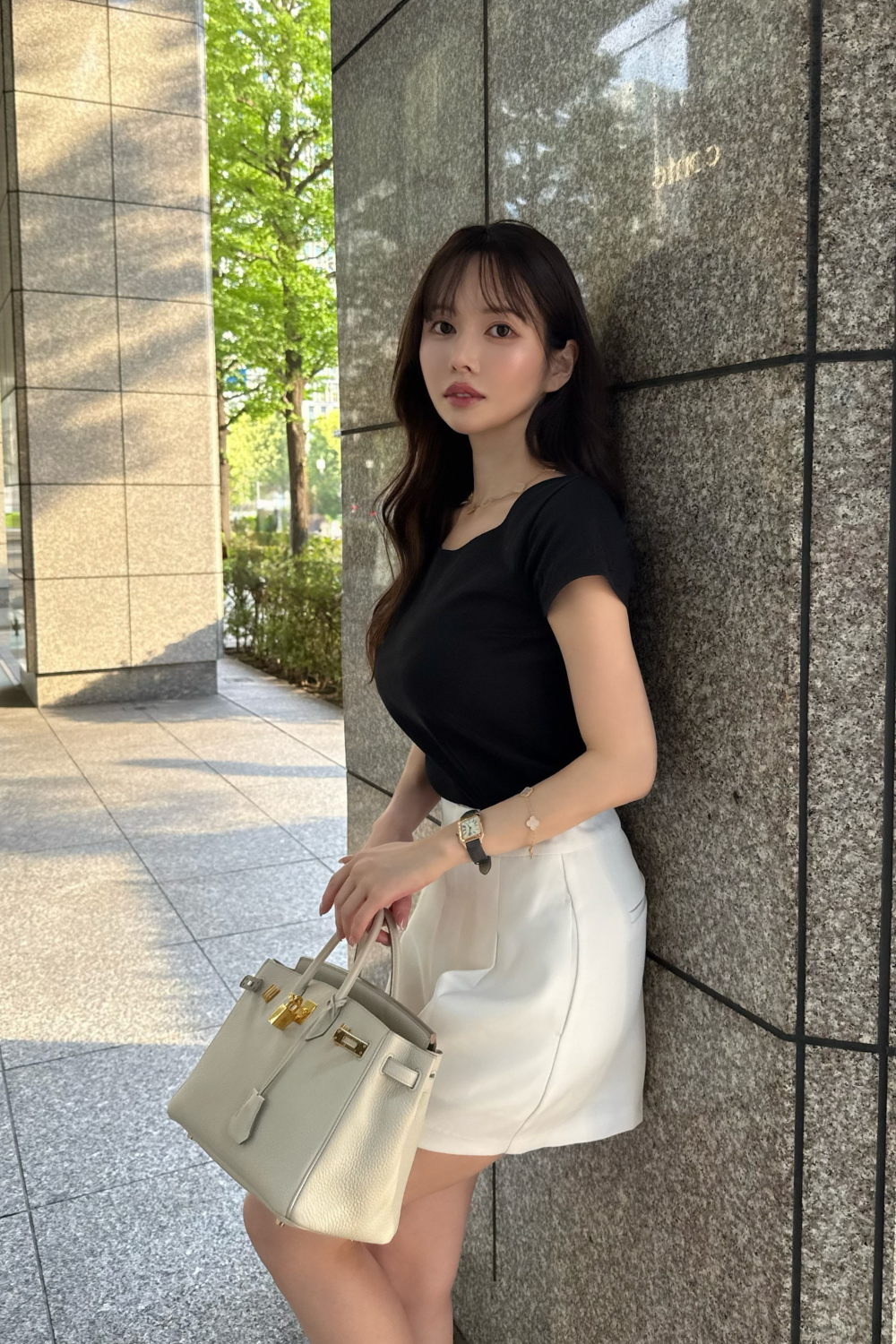 ノーブルラインTシャツ